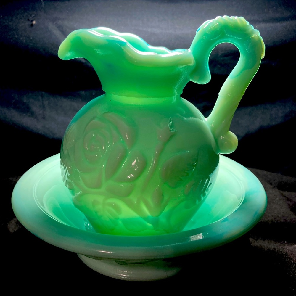 VTG 70s Avon Floral Design Green/Blue Glass EMPTY Decanter Bottle w/Saucer Dish